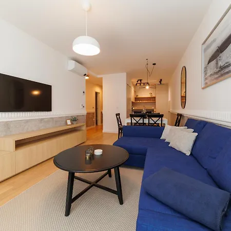 Apartament Luxury Residences By Belmont Realty