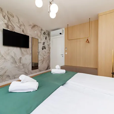 Luxury Residences By Belmont Realty *