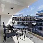Апартаменты Luxury Residences By Belmont Realty *