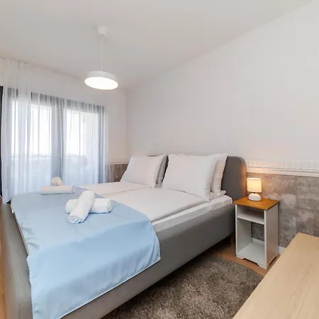 Luxury Residences By Belmont Realty *