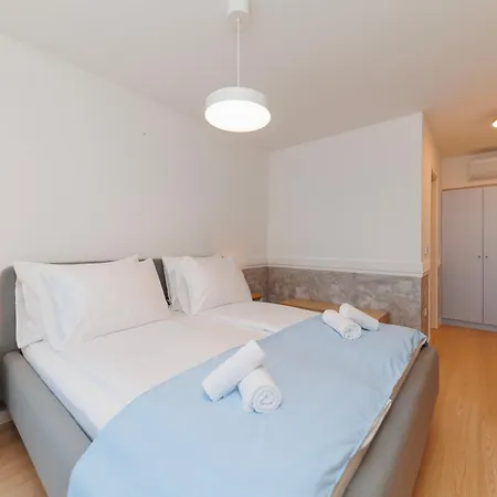 Luxury Residences By Belmont Realty Zara