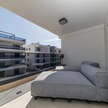 Luxury Residences By Belmont Realty *