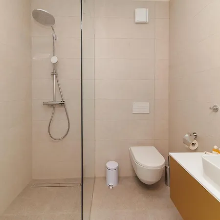 Luxury Residences By Belmont Realty * Zara