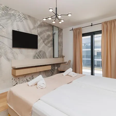 Luxury Residences By Belmont Realty Appartamento