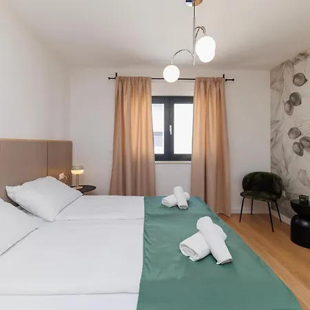 Luxury Residences By Belmont Realty *